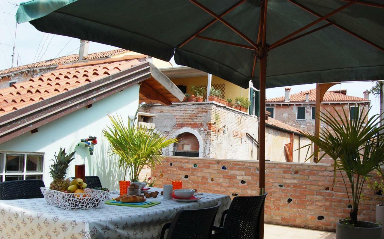 Loft Due Cuori Con Terrazza Apartamento Veneza Exterior foto