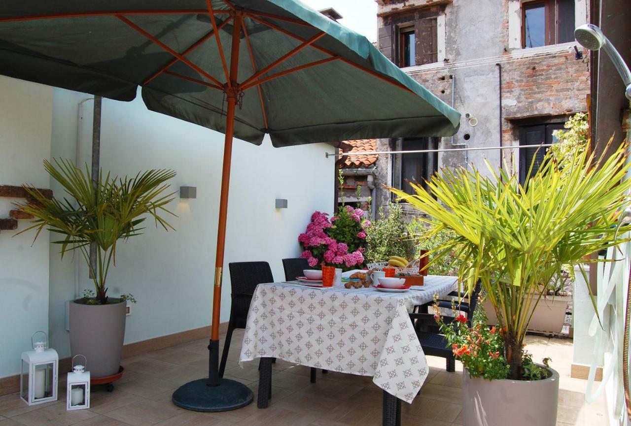 Loft Due Cuori Con Terrazza Apartamento Veneza Exterior foto